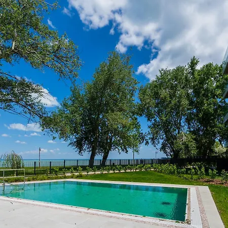 Apartment Lakefront - Pool & Panorama Siofok