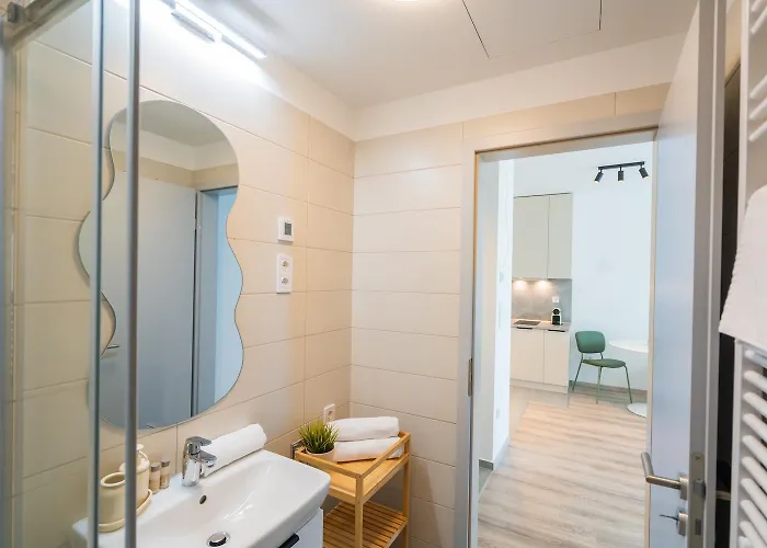 Lakefront - Pool & Panorama Daire Siofok