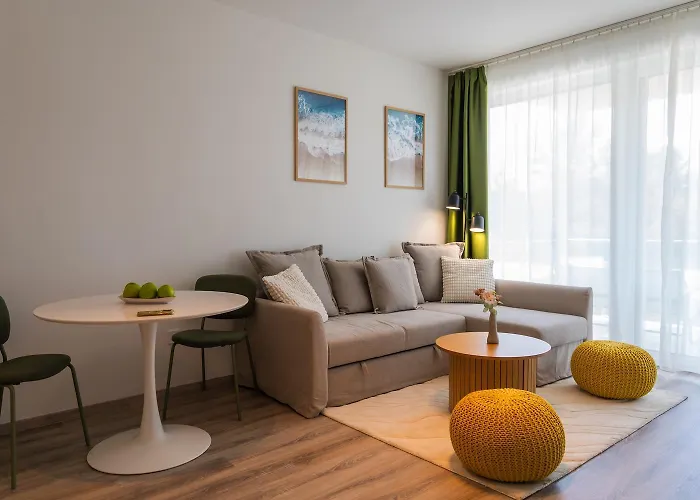 Lakefront - Pool & Panorama Daire Siofok